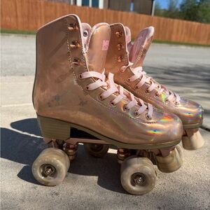 Impala Women's Holographic Roller Skates - Pink
